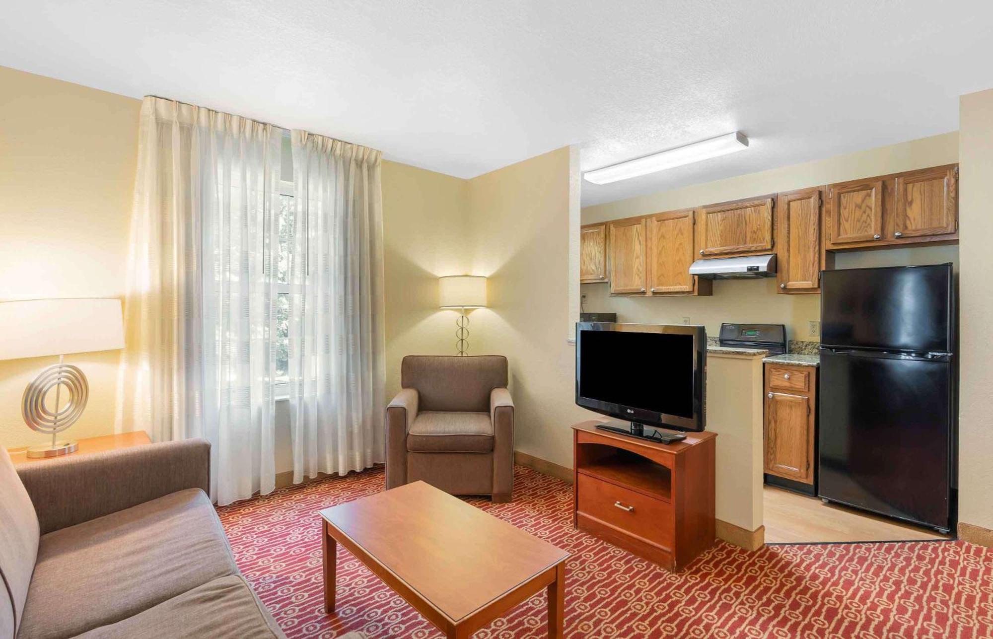Extended Stay America Suites - Chantilly - Dulles エクステリア 写真